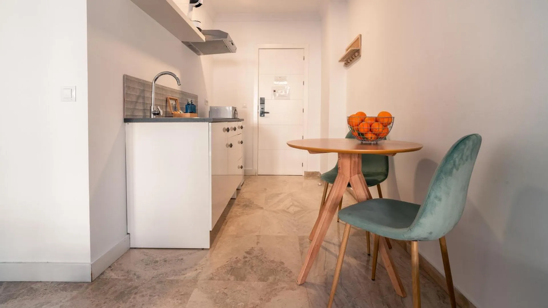 Apartamentos Avanel ロンダ 0*,