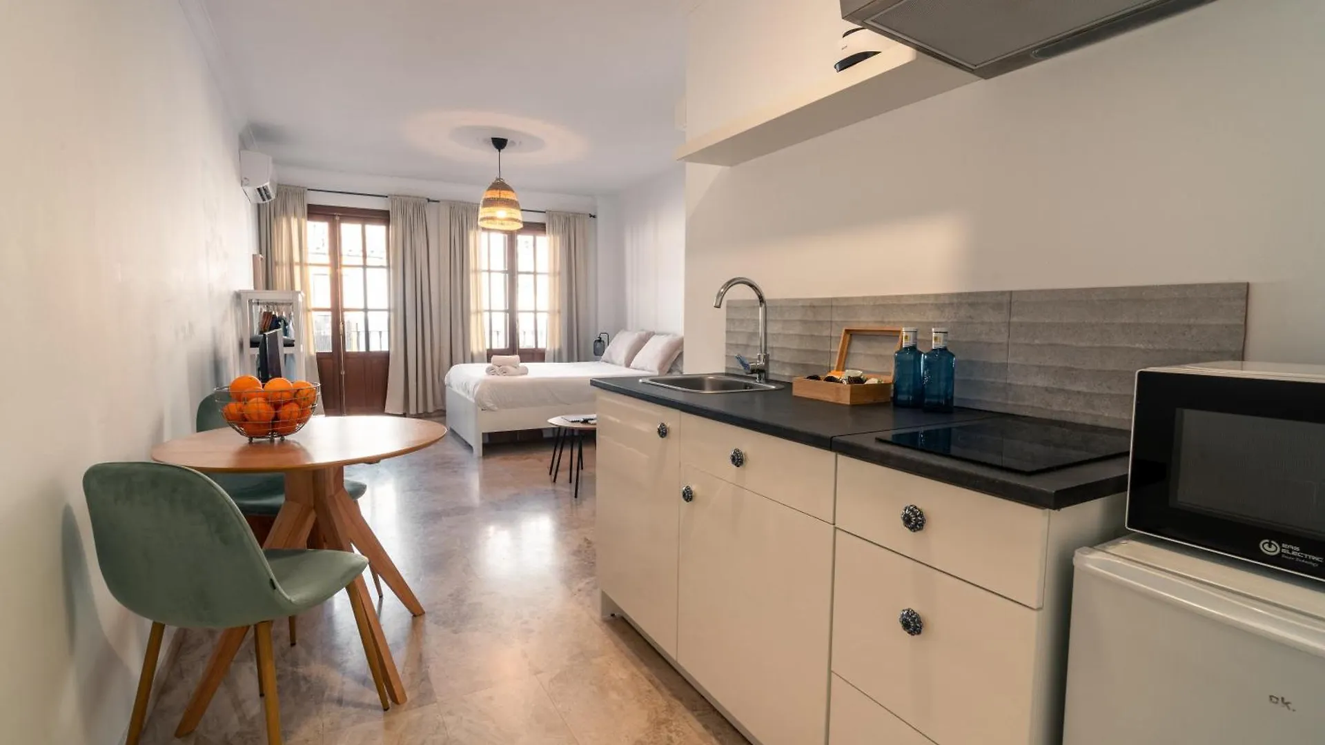 アパート Apartamentos Avanel ロンダ スペイン